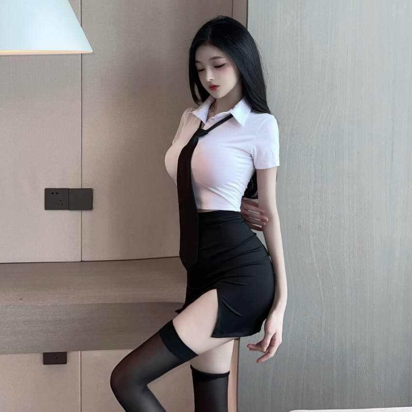 包臀秘書誘惑套裝